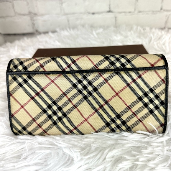 Burberry long wallet *READ* - Picture 3 of 15